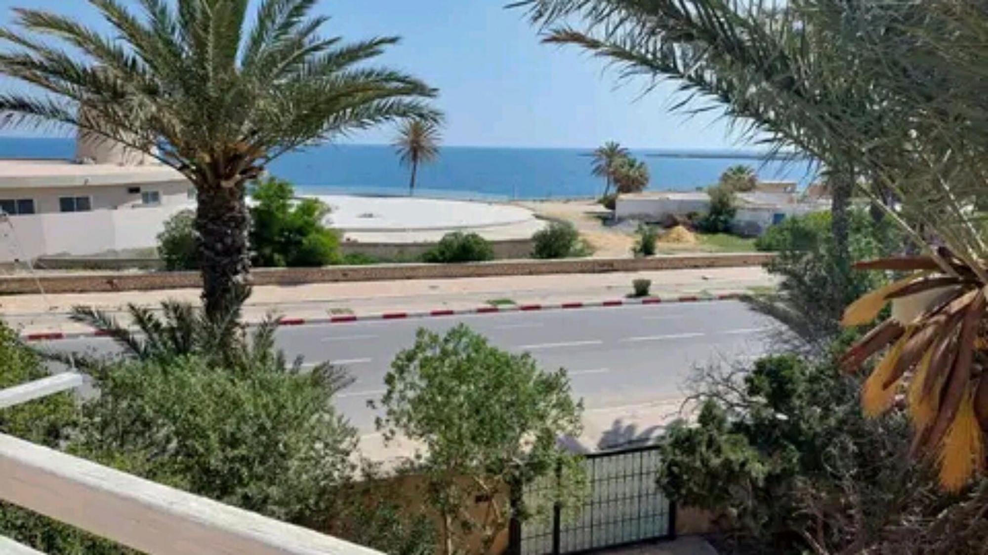 Duplex Pied Dans L'Eau Avec Magnifique Vue Sur Mer Monastir Eksteriør billede
